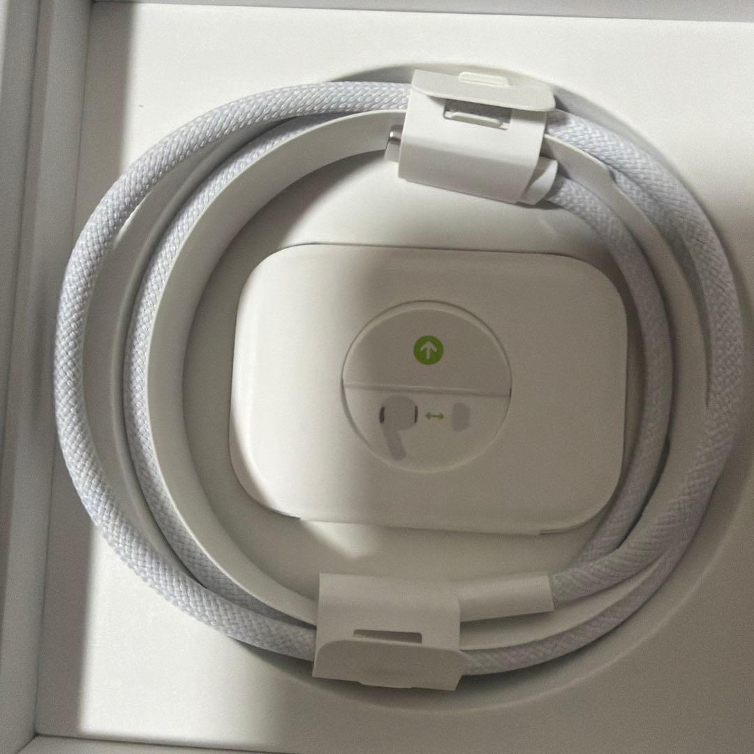 AirPods Pro (第2世代) MagSafe充電ケース付き