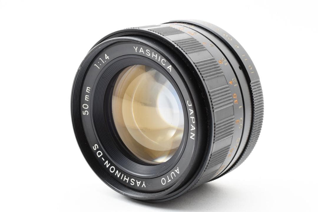 ◎フレア◎YASHICA YASHINON-DS 50mm F1.4 Y061