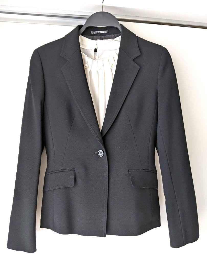 【新品タグ付】イネド　INED　高級　ブラック　フォーマル　スーツ　礼服　9　M