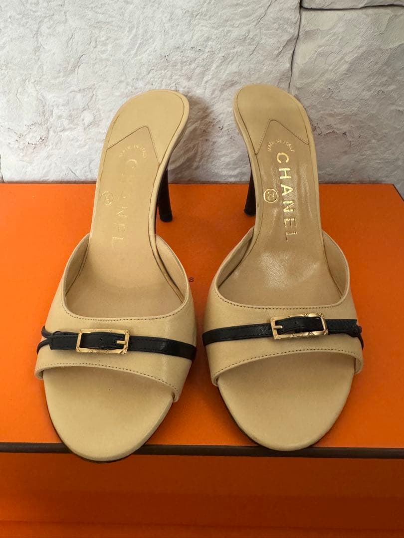 CHANEL パンプス