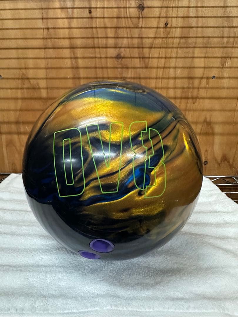 ⭐️美品⭐️トラブルメーカーパール　ボウリングボール　15ポンド