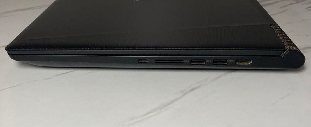 Windowsノート本体 Lenovo rescuer R720 15IKBN i5-7300HQ 16G