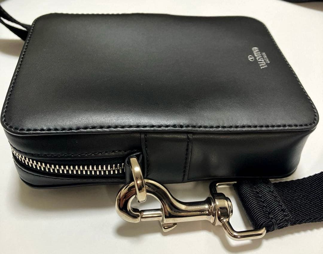 ヴァレンティノ VALENTINO VLTN スモール ショルダーバッグ レザー