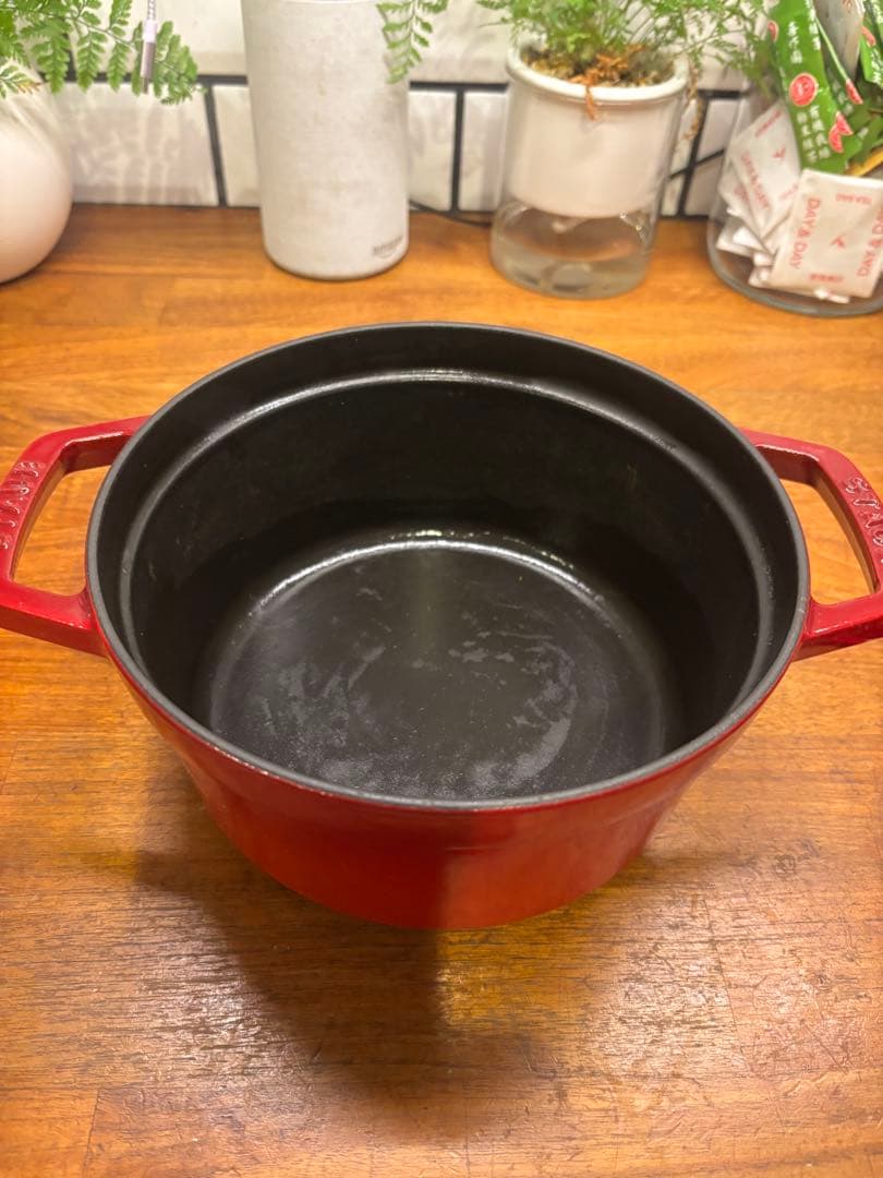 STAUB LA COCOTTE 両手鍋 レッド 約20cm