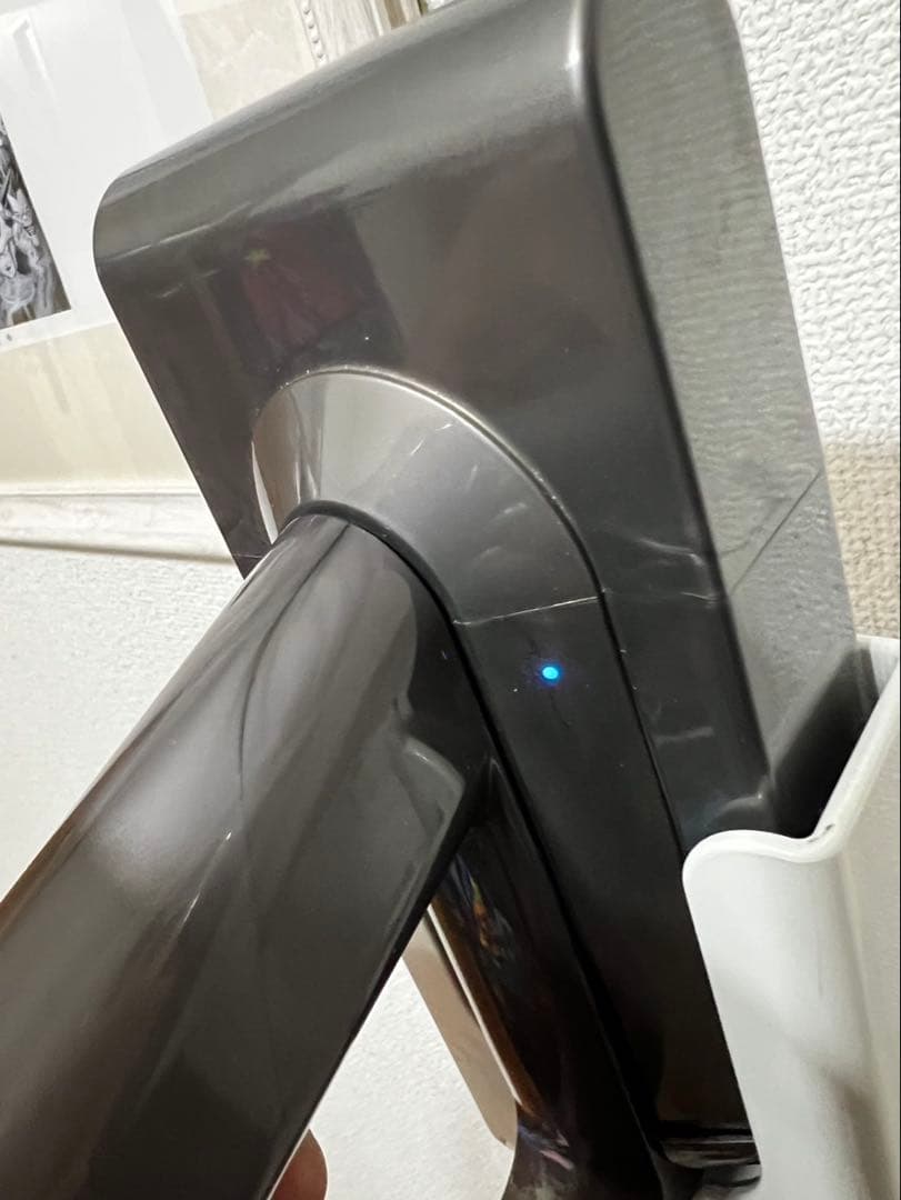 N*n様 Dyson SV14 V11 本体　スタンド 付き