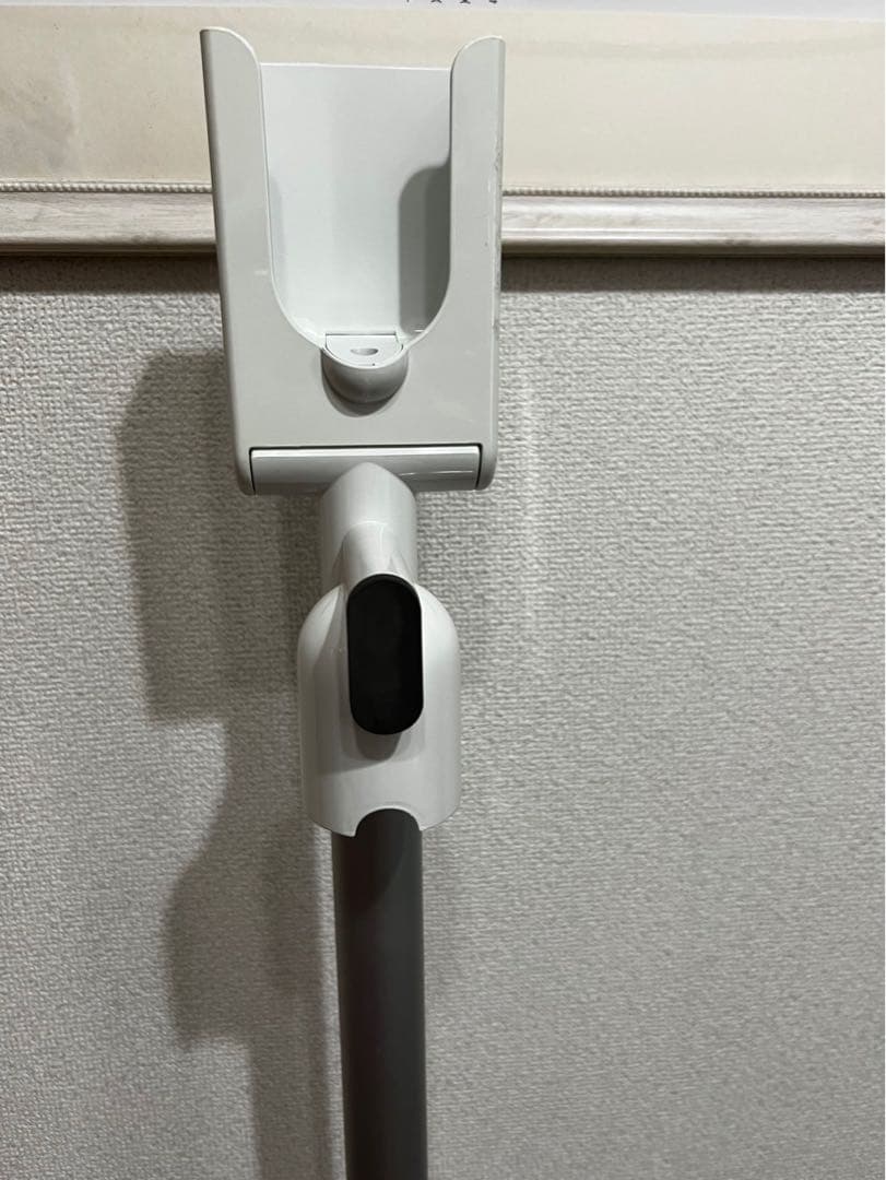 N*n様 Dyson SV14 V11 本体　スタンド 付き