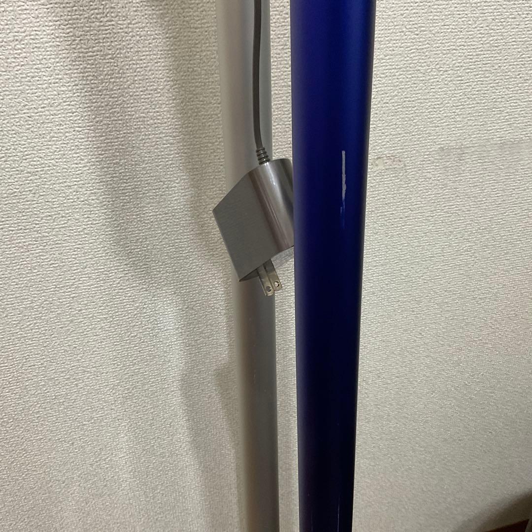 N*n様 Dyson SV14 V11 本体　スタンド 付き