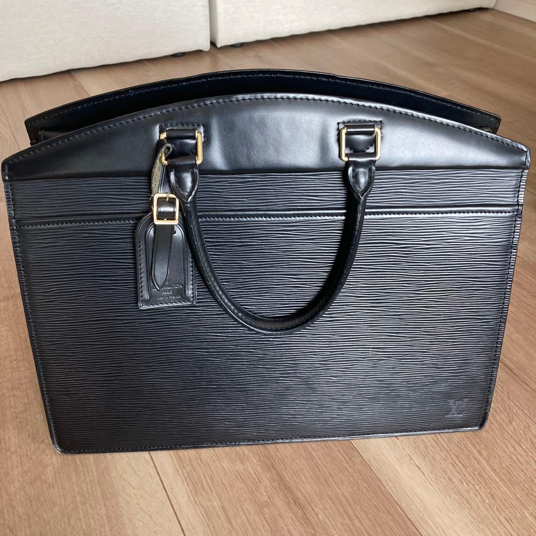 ルイヴィトン エピ リヴィエラ