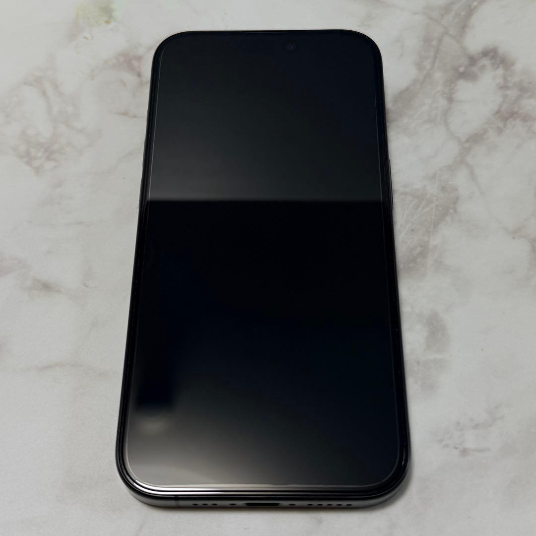 iPhone 15 Pro 256GB SIMフリー ブラックチタニウム