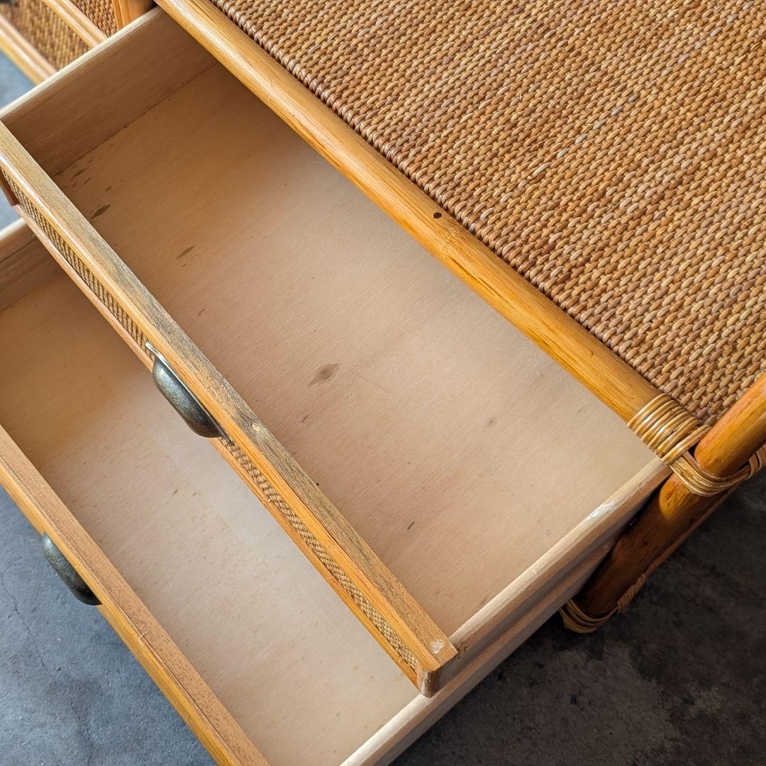 【古家具】ヴィンテージ・ラタンの小さめローチェスト　ローボード キャビネット