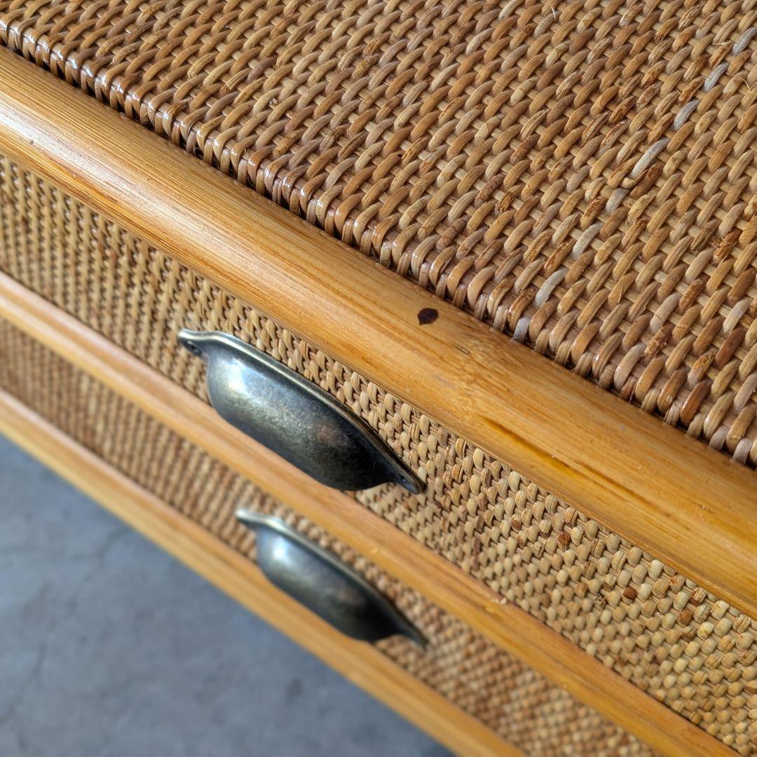 【古家具】ヴィンテージ・ラタンの小さめローチェスト　ローボード キャビネット