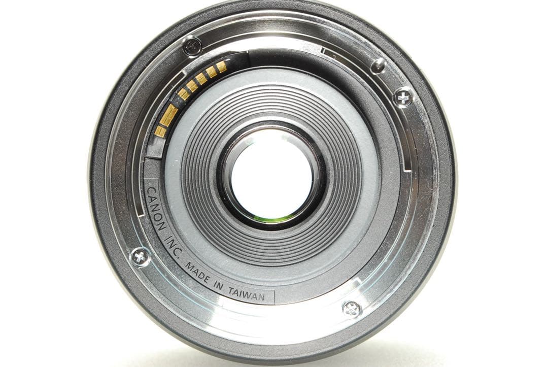 Canon EF-S 18-135mm IS USM ❤️中倍率 レンズ キヤノン