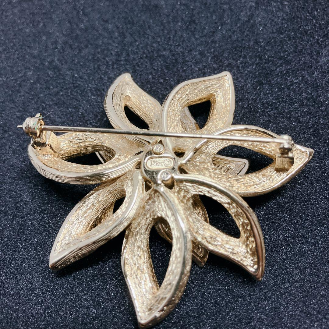 ディオール　ブローチ　ラインストーン　花　フラワー　大ぶり