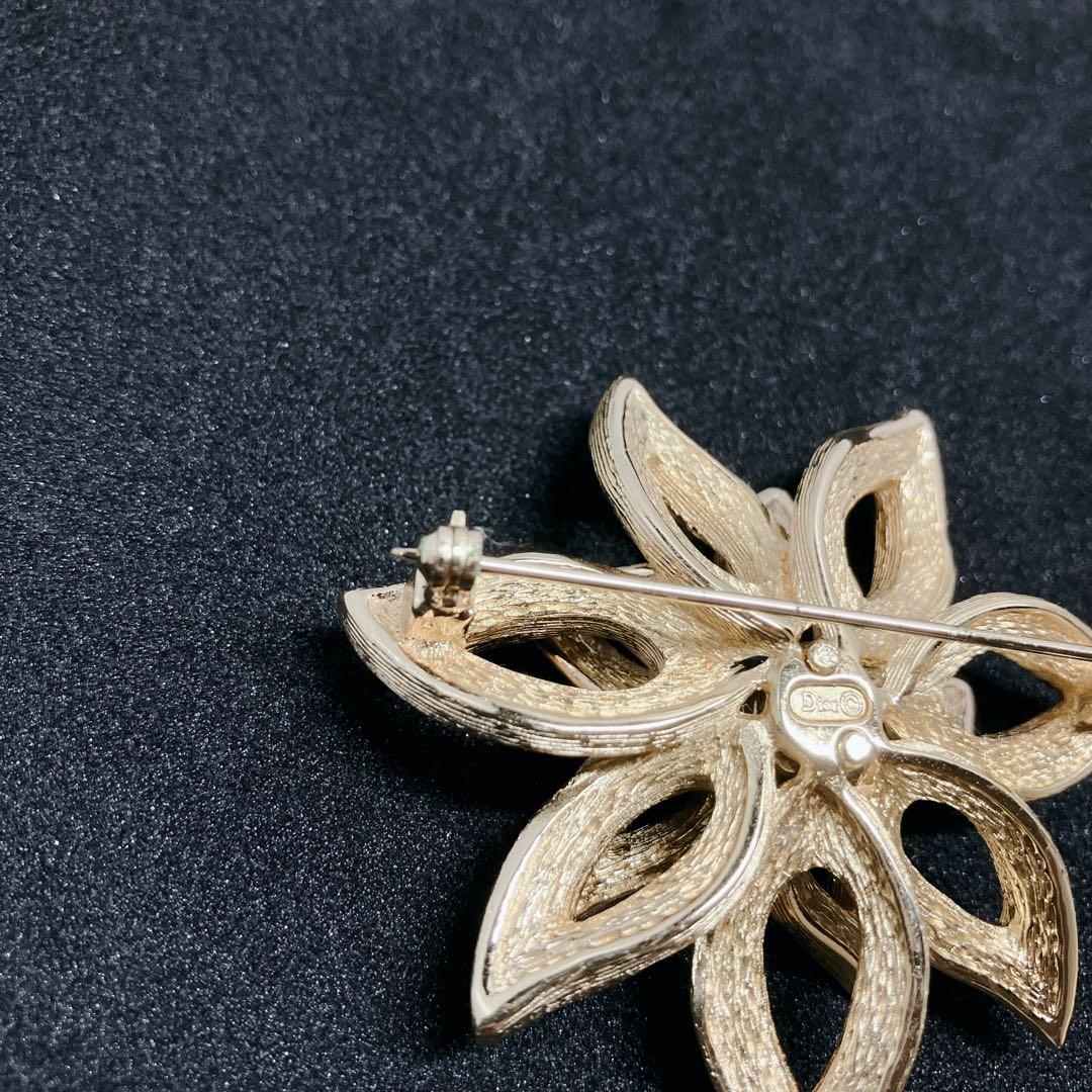 ディオール　ブローチ　ラインストーン　花　フラワー　大ぶり