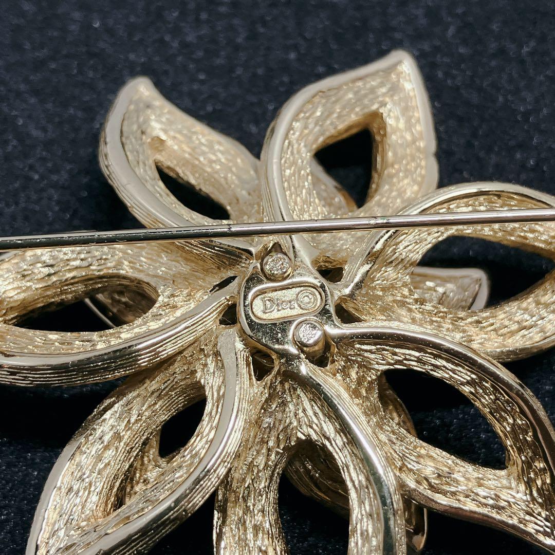 ディオール　ブローチ　ラインストーン　花　フラワー　大ぶり