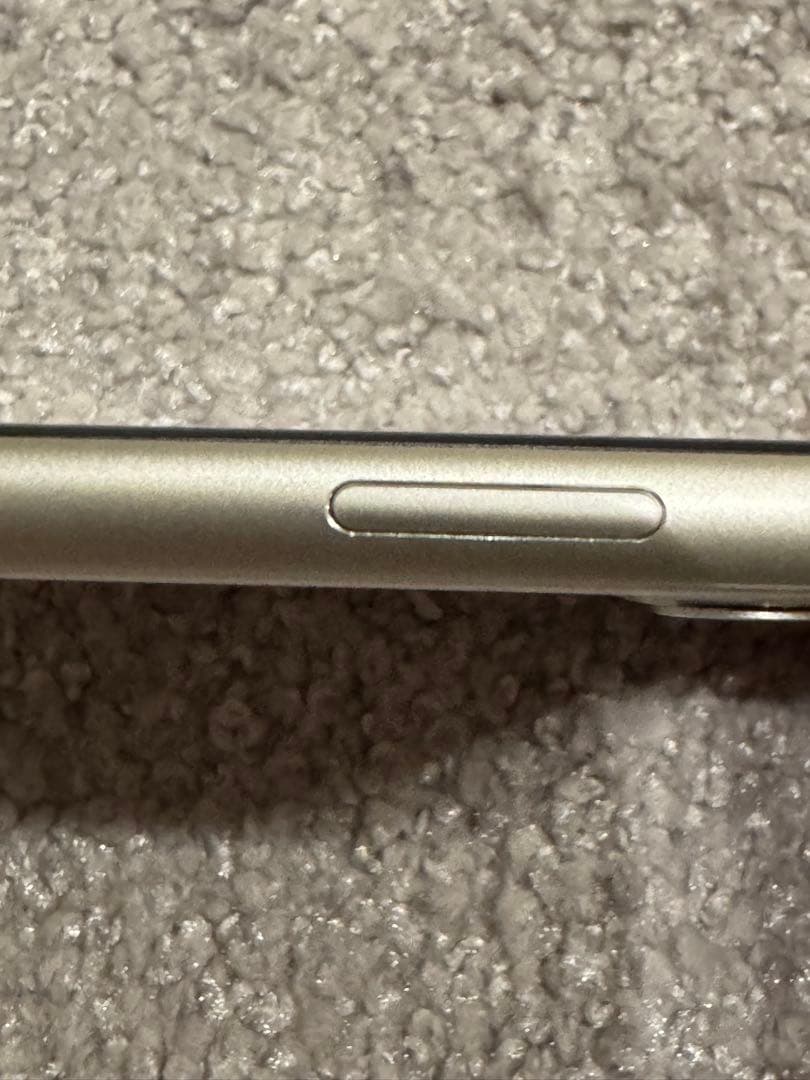 極美品 Apple iPhone 11 128GB ホワイト 本体