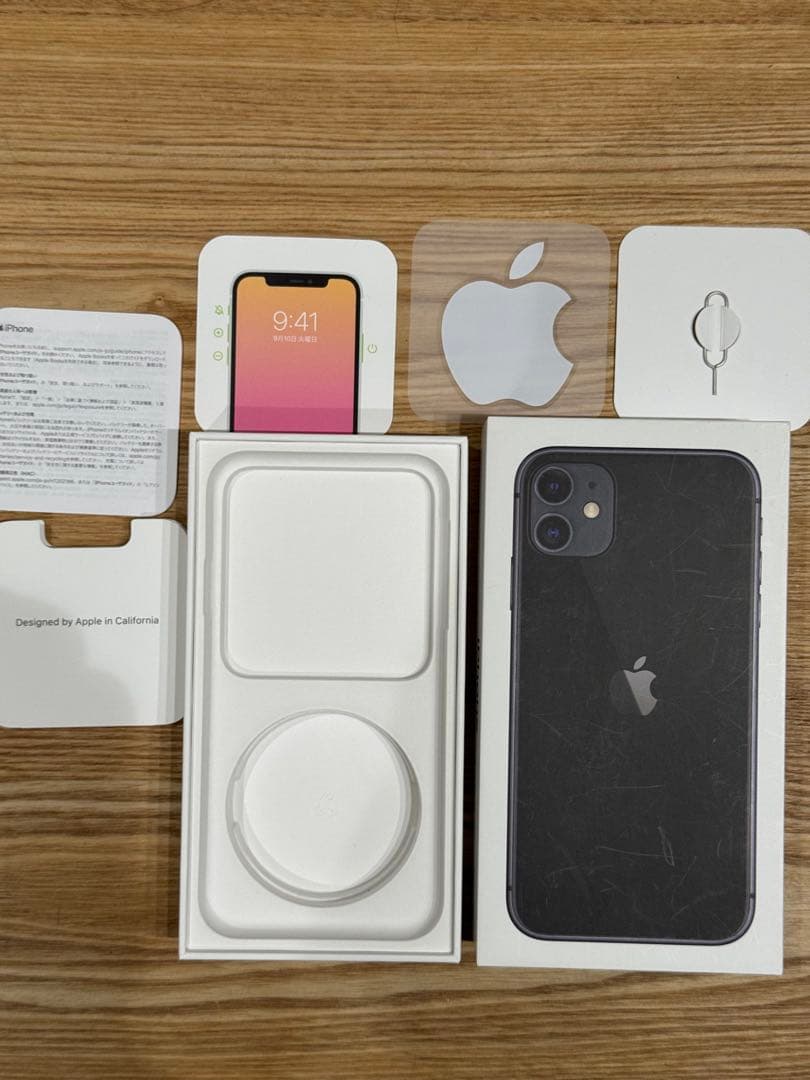 極美品 Apple iPhone 11 128GB ホワイト 本体