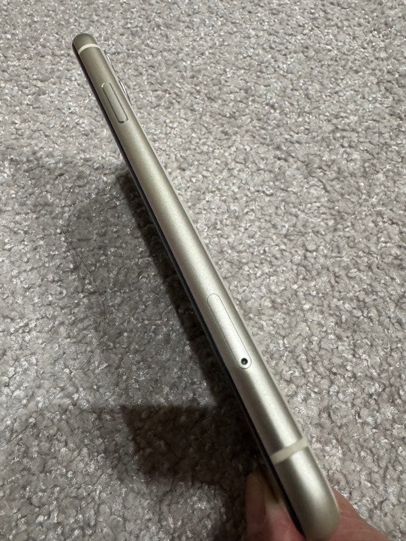 極美品 Apple iPhone 11 128GB ホワイト 本体