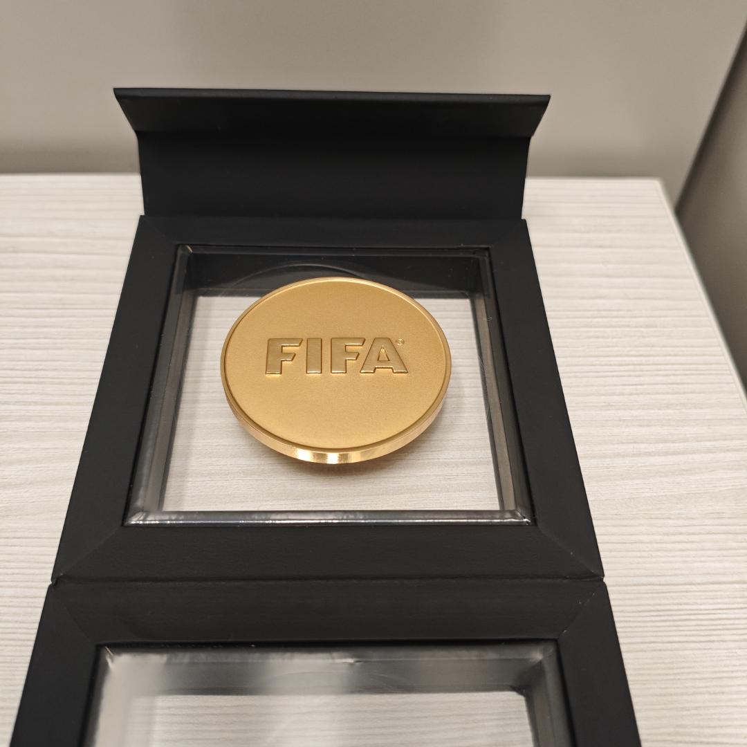 東京オリンピック サッカー 記念メダル FIFA TOKYO 2020 ケース付