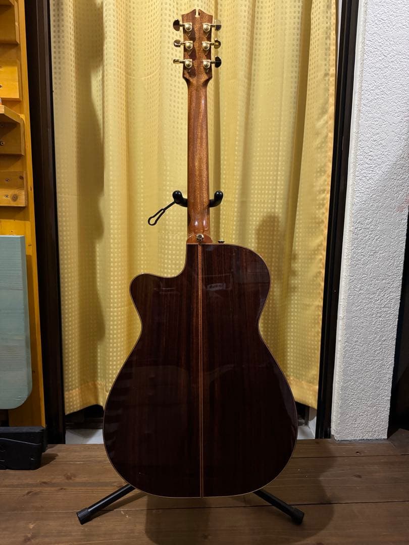 ギター Maton EM100C-808 Messiah