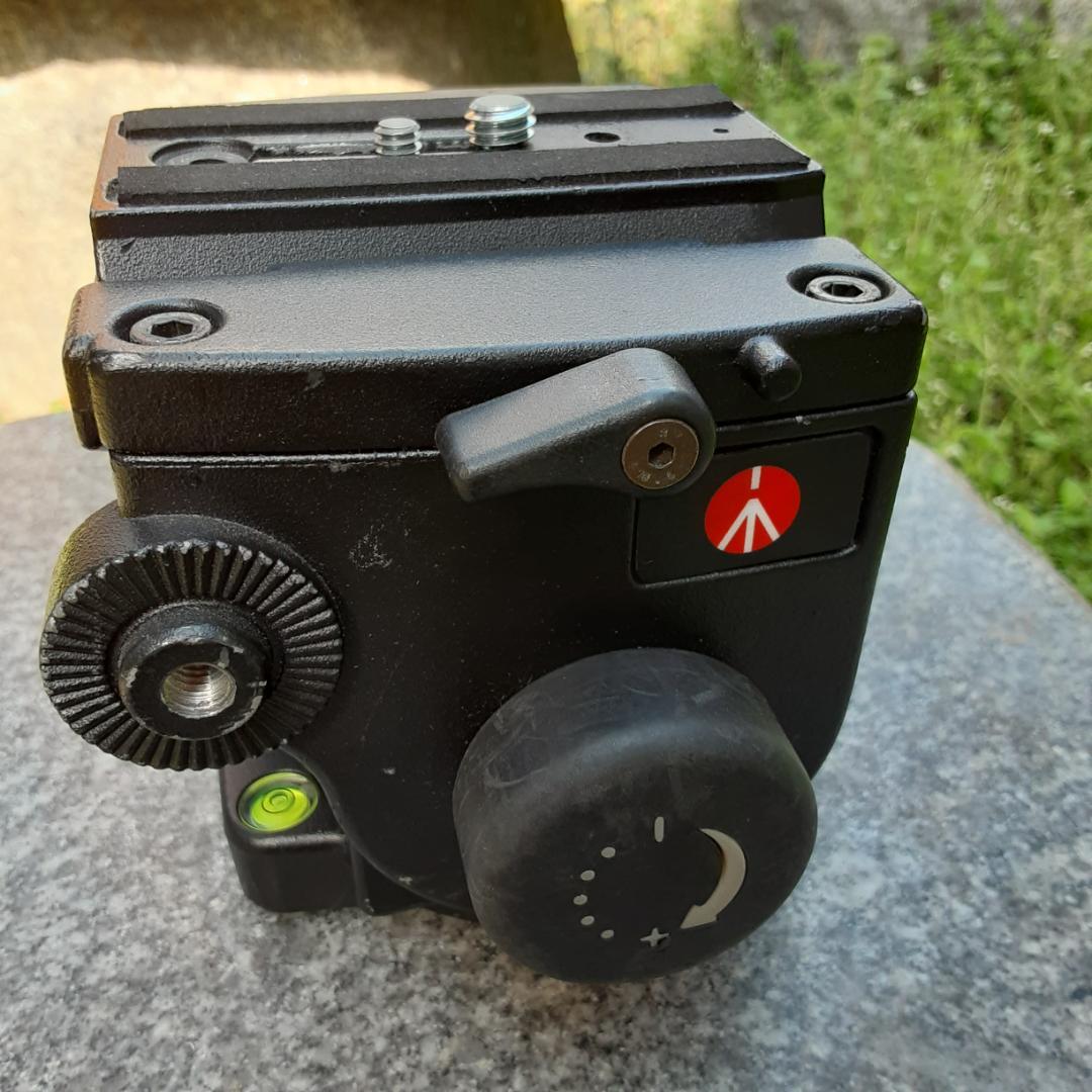 Manfrotto　501　ビデオ雲台　②