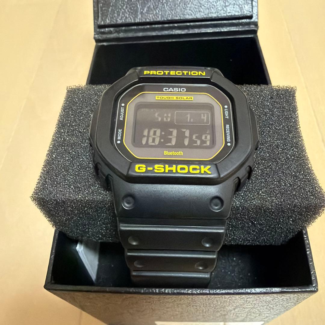 GショックGW-B5600CY-1JF bluetooth +電波ソーラー