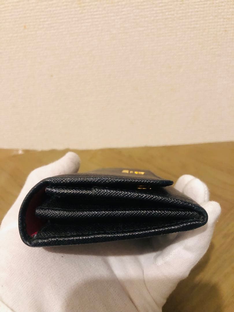 PRADA ブラック 長財布 ジッパー付き