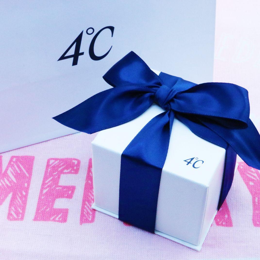 ♪新品未使用　4°C(ヨンドシー) シルバー ネックレス　フラワーモチーフ