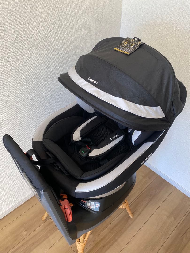 上位モデル！コンビ ネルーム エッグショック NF600 チャイルドシート