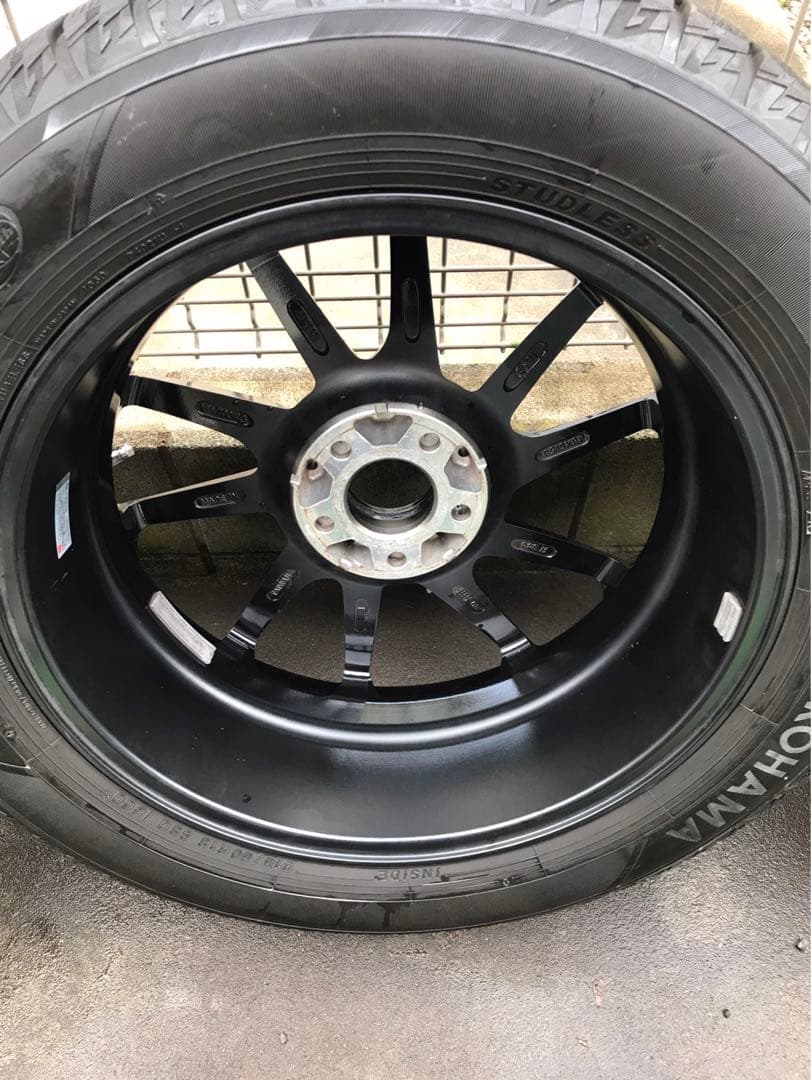 メルセデスベンツGLAスタッドレスセット