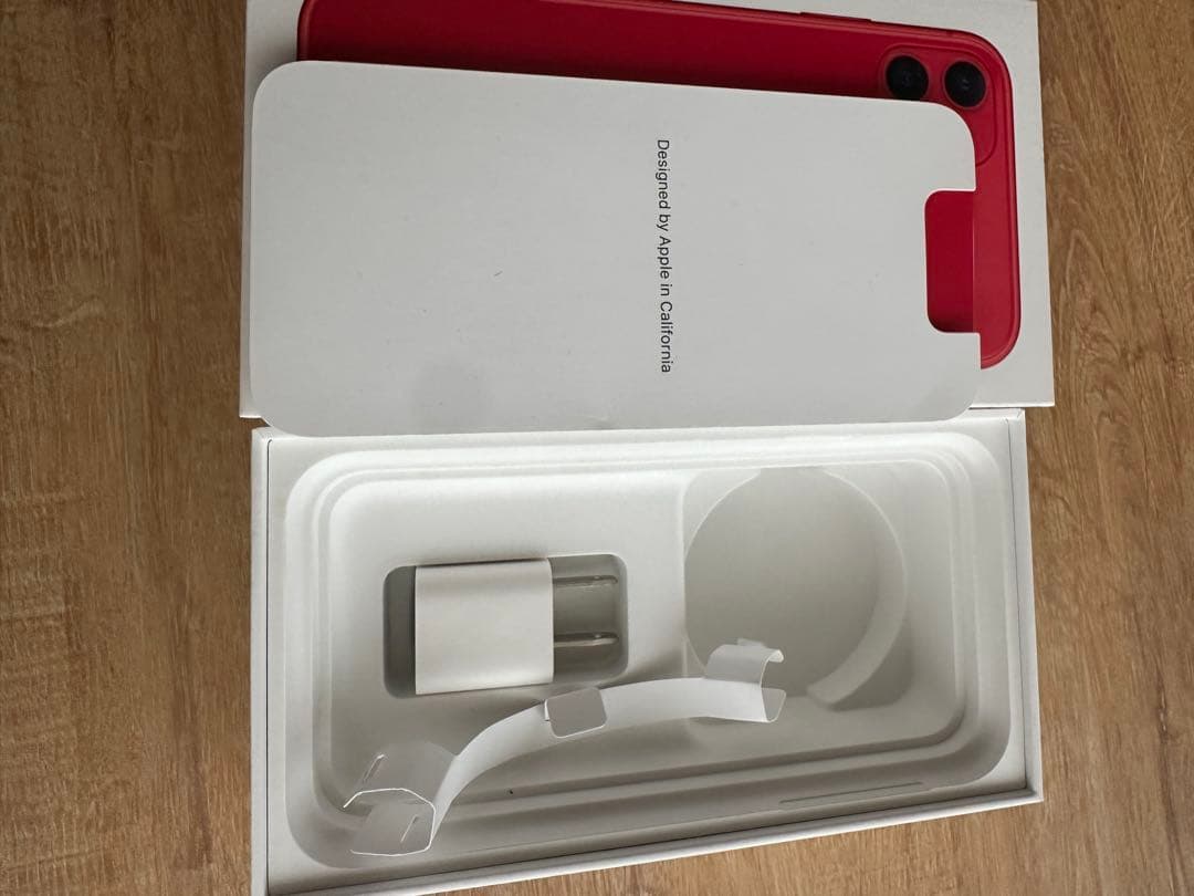 Apple iPhone 11 (PRODUCT RED) 本体 【箱付き】