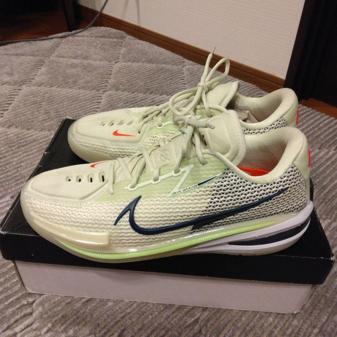 rabbit　nike gt cut