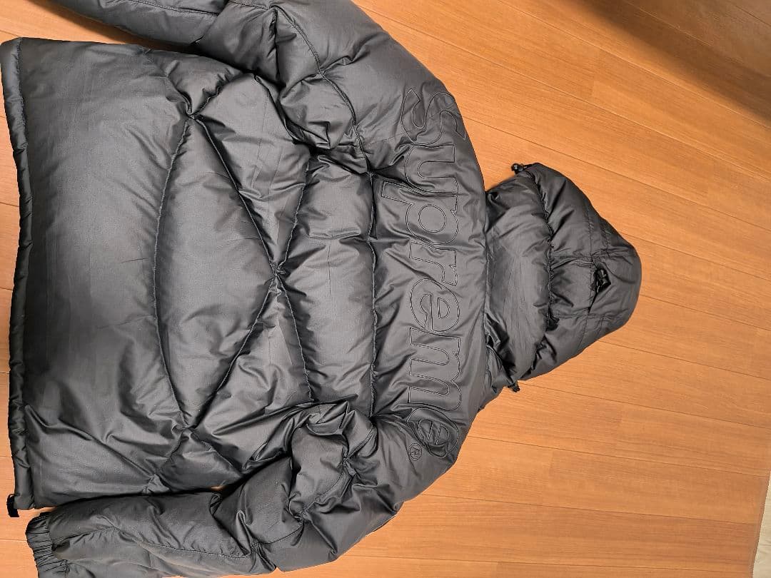 ダウンジャケット　シュプリーム　ノースフェイス Half Zip