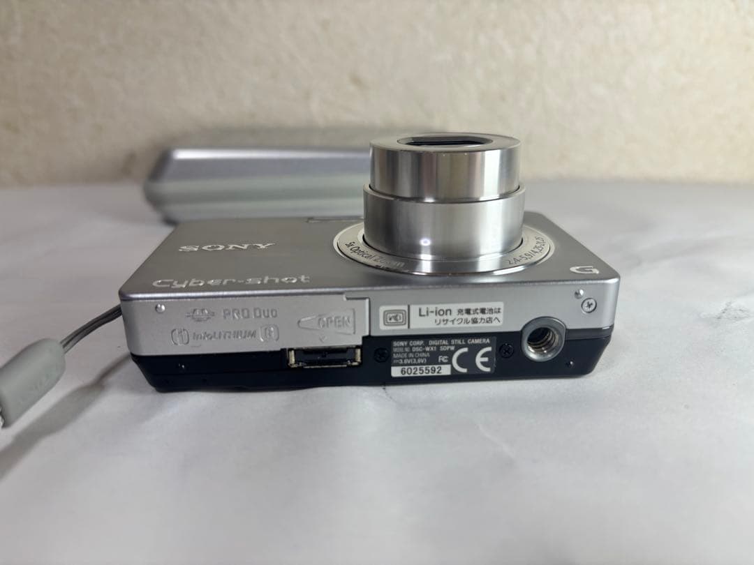 デジタルカメラ SONY DSC-WX1