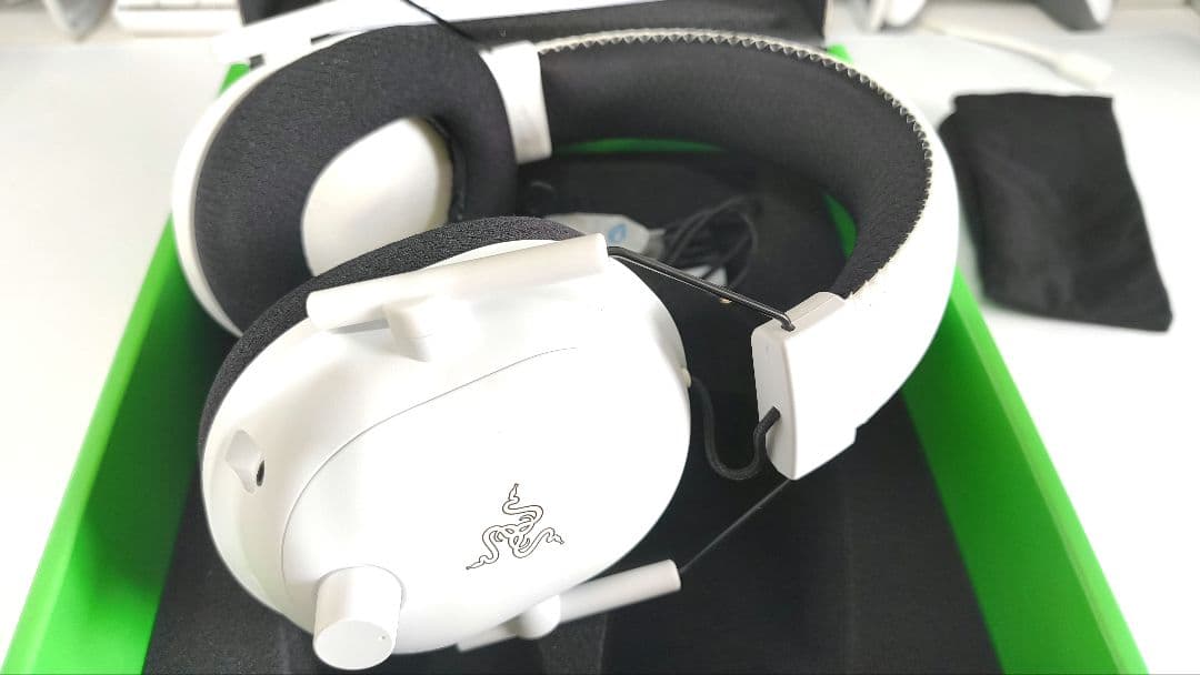 Razer BlackShark V2 Pro　white edition