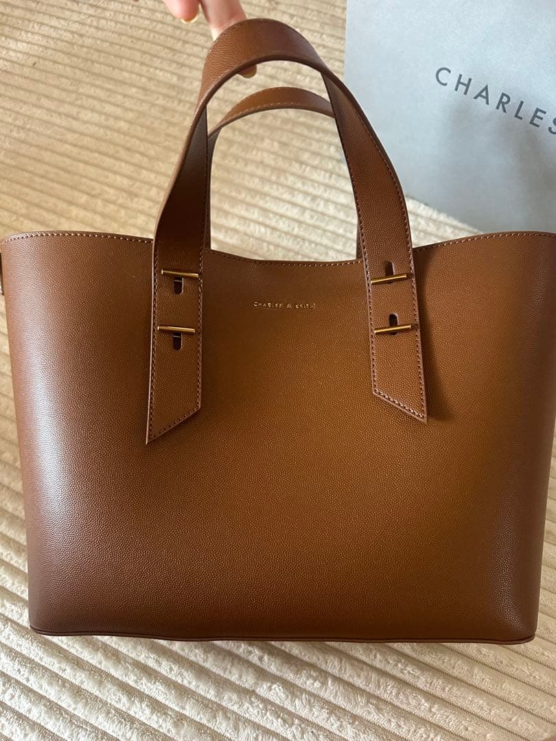 CHARLES & KEITH ブラウン バッグ