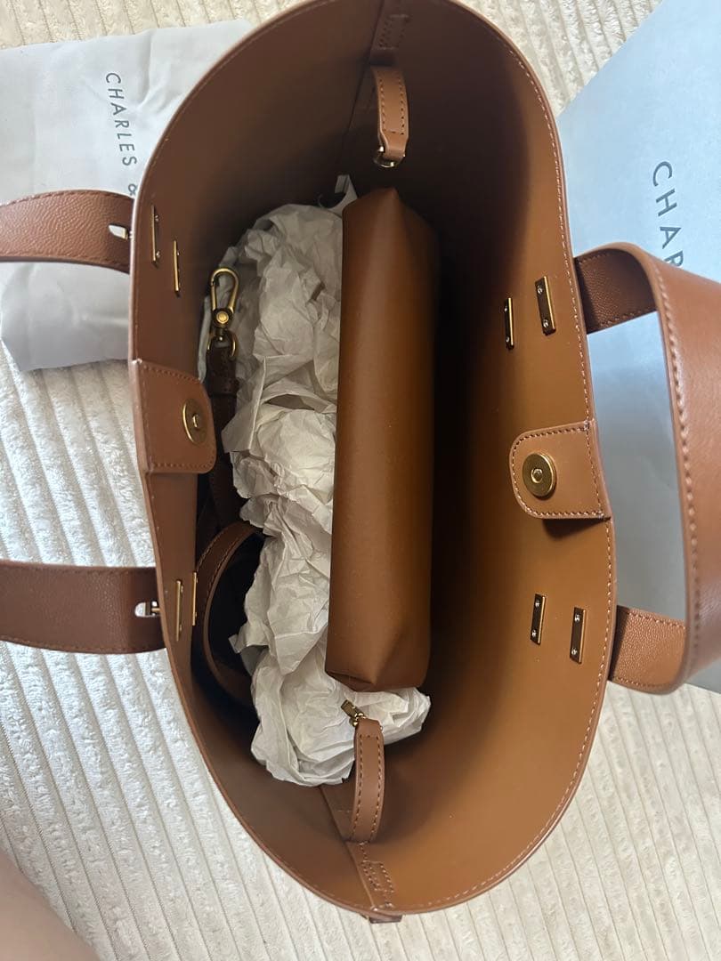 CHARLES & KEITH ブラウン バッグ