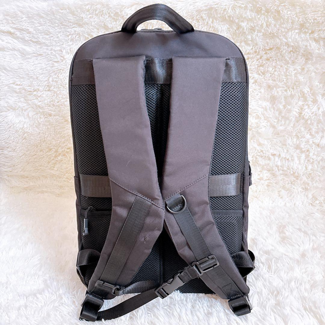 【訳アリ価格】HOLICC One バックパック リュック28L ブラック