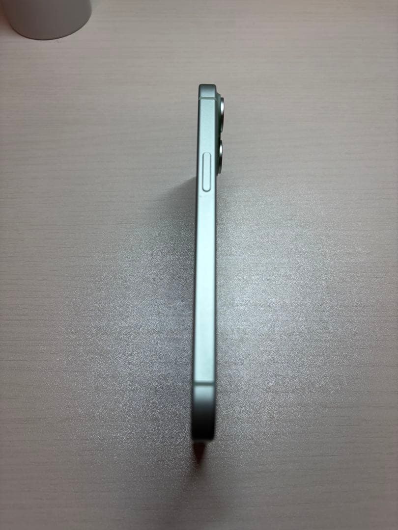 【美品箱付き】Apple iPhone 15 グリーン　128GB　SIMフリー