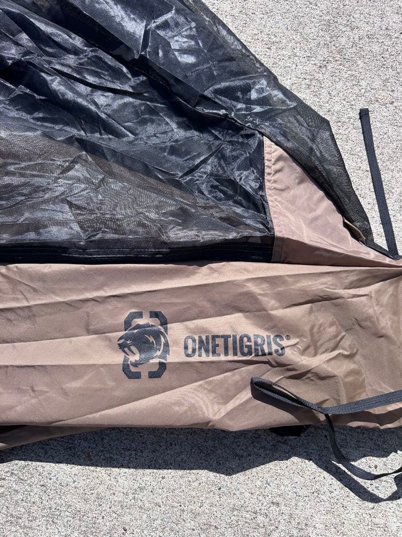 ONETIGRIS ワンティグリス　ロックフォートレス　ワンポールテント