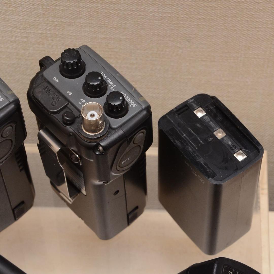 ICOM IC-3STトランシーバー無線機2台セット+充電器+AC電源お得　美品