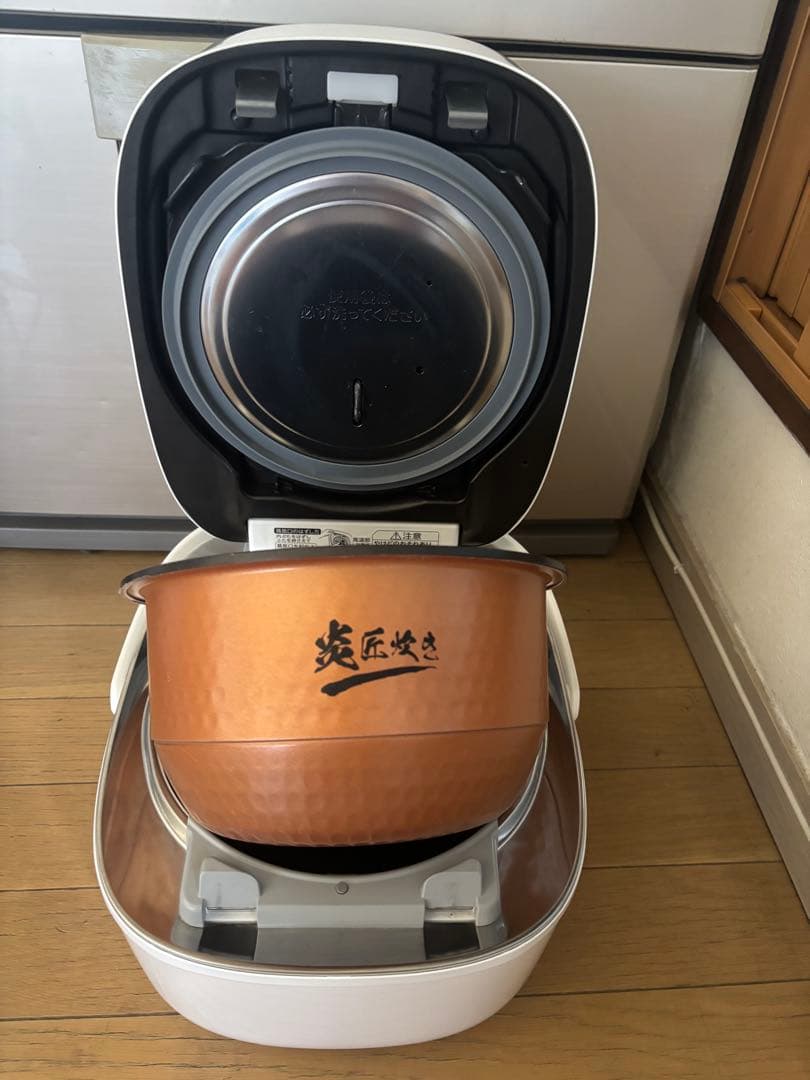 TOSHIBA RC-10VST 真空圧力IHジャー炊飯器 2023年製2台
