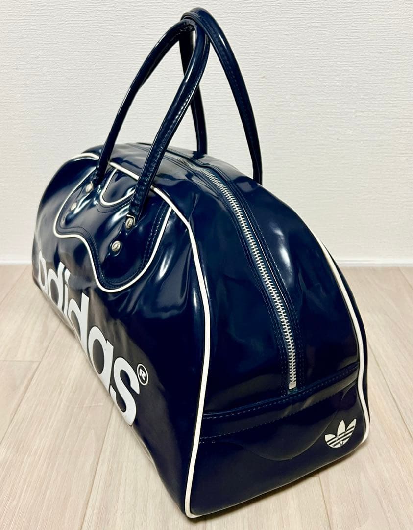 80s adidas ）アディダス　エナメル　ボストンバッグ　ビンテージ