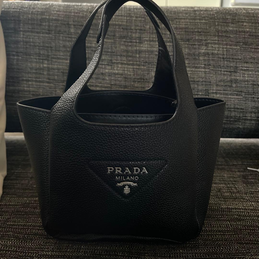 PRADA プラダ　ブラック バッグ　ノベルティ
