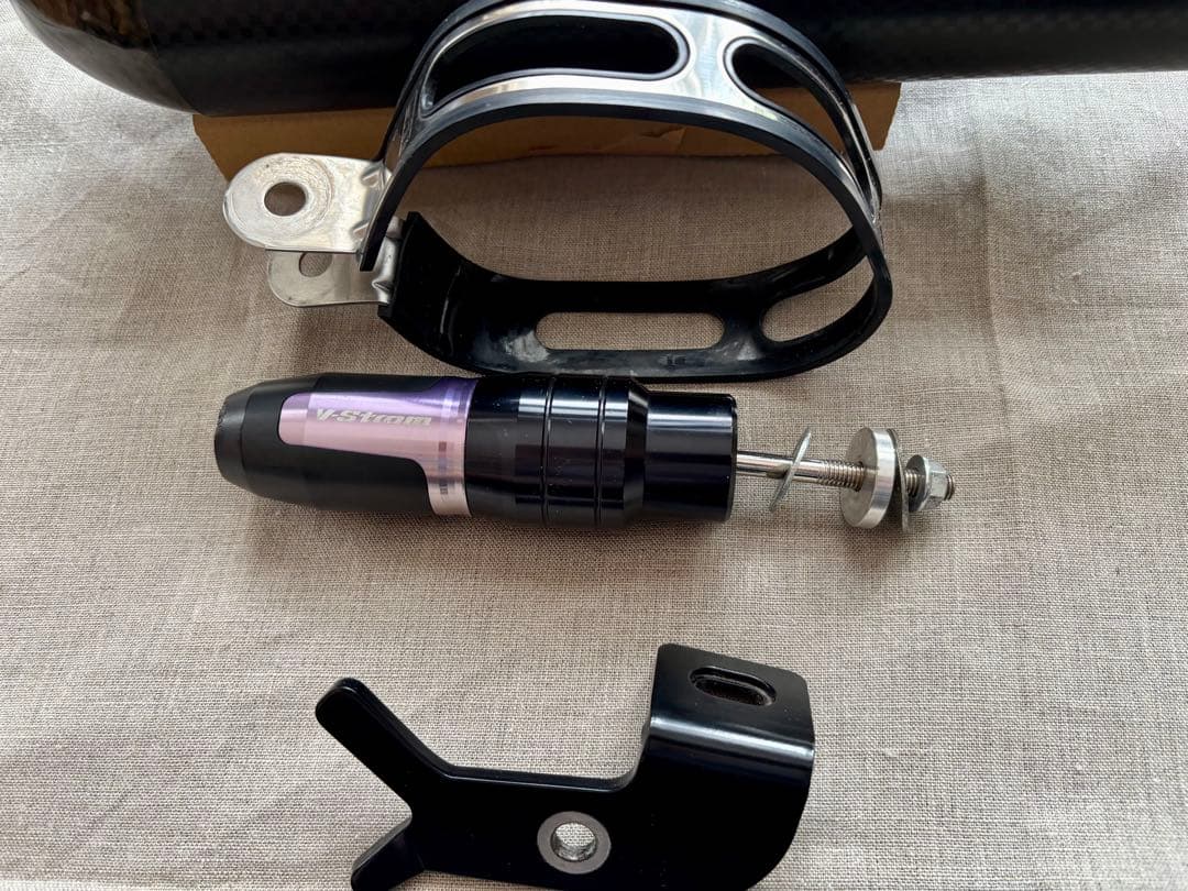 Vストローム250ヨシムラスリップオンR－77S サイクロンカーボンエンドタイプ