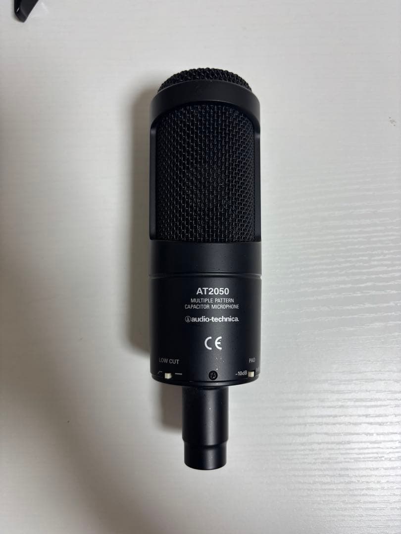 オーディオテクニカ　コンデンサーマイク「AT2050」