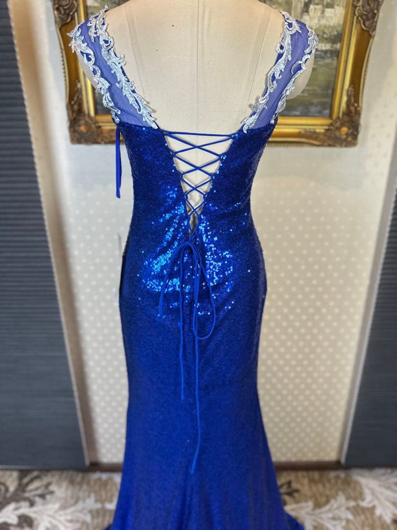 青のスパンコール刺繍マーメイドドレス