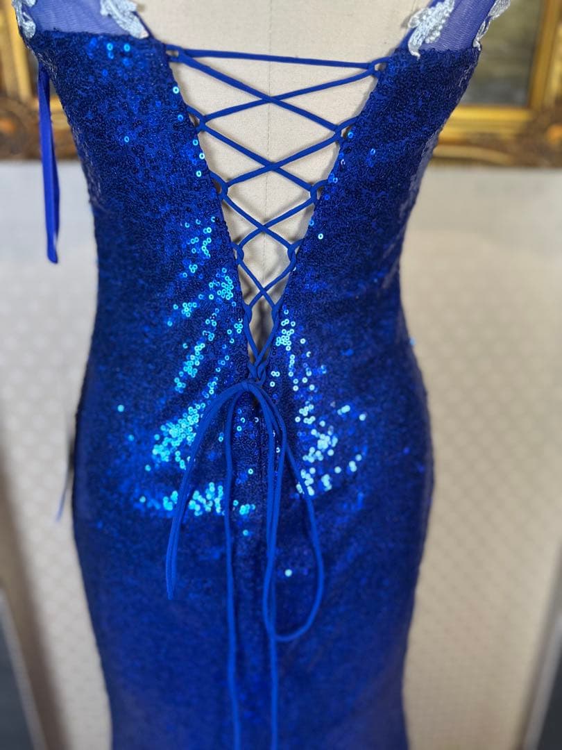 青のスパンコール刺繍マーメイドドレス