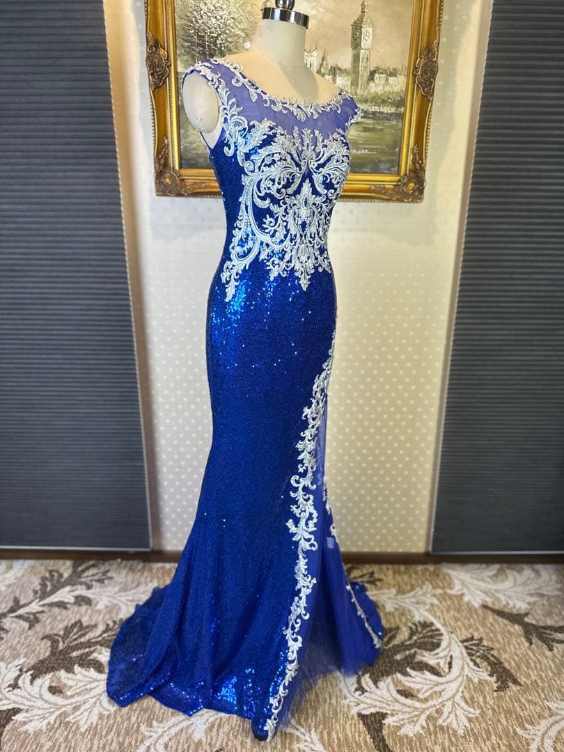 青のスパンコール刺繍マーメイドドレス