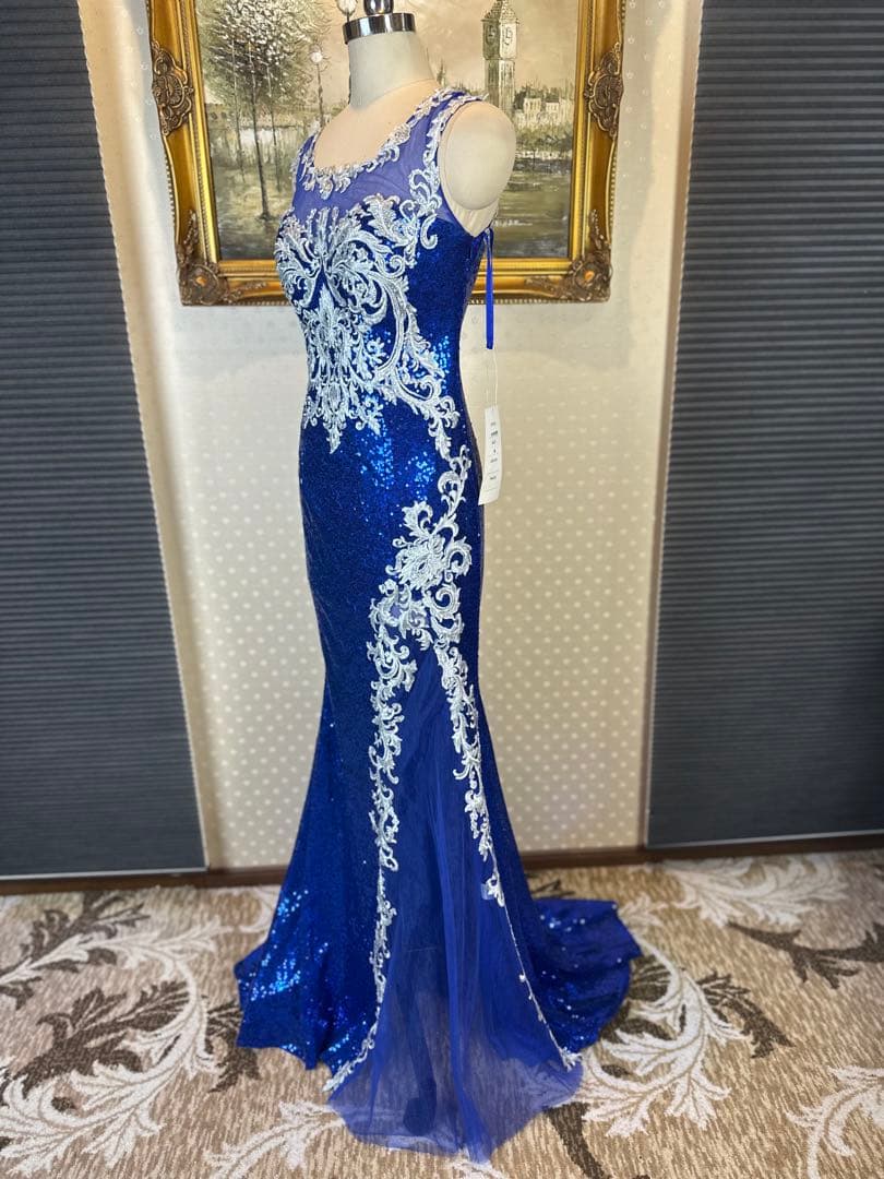 青のスパンコール刺繍マーメイドドレス
